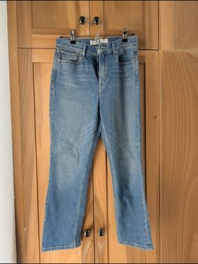 AYR Yes Yes Yes Straight-Leg Jeans